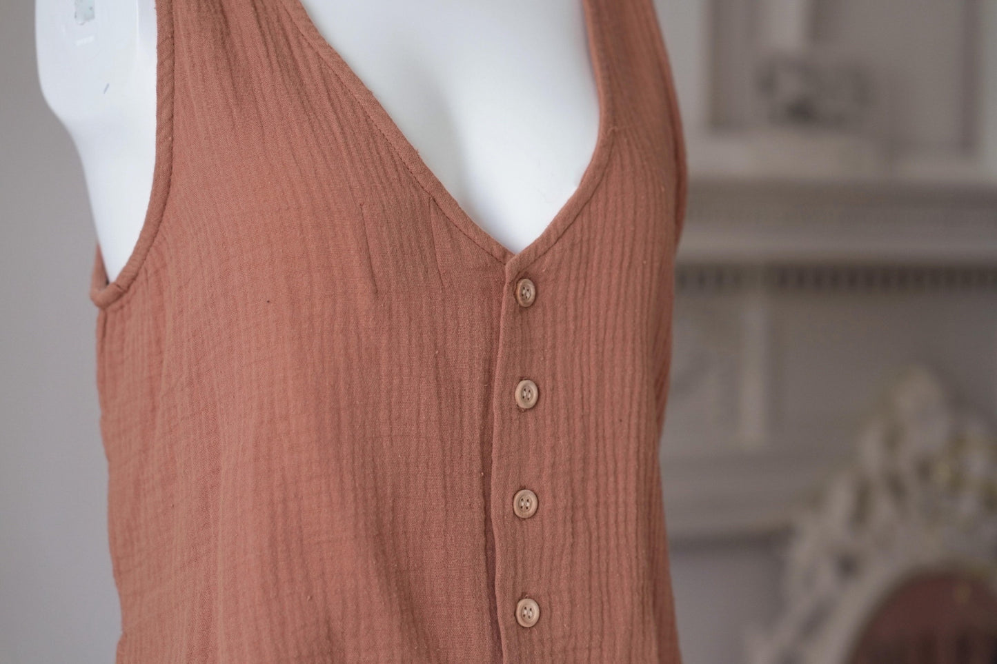 Cotton Gauze Back Button Tanktop Dark Terracotta