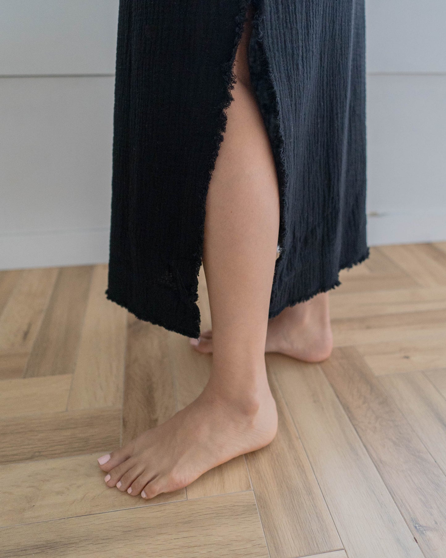Fringe Side Slit Skirt / Black